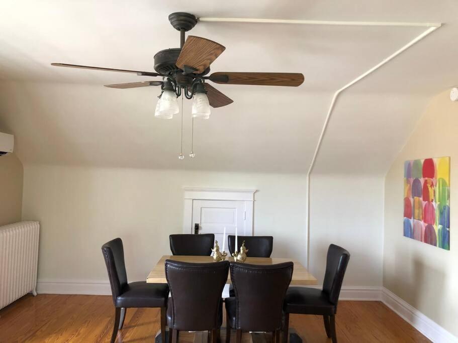 New! Apartment In Historic Mansion. Location! Views! DEN 外观 照片
